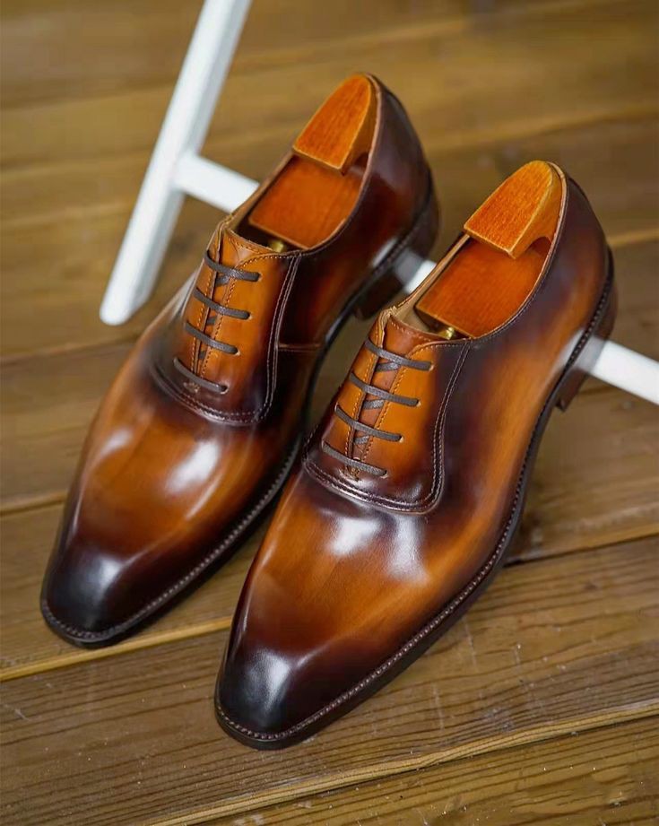 Dapper Style: Premium Leather Plain Toe Oxford Lace Ups for Men