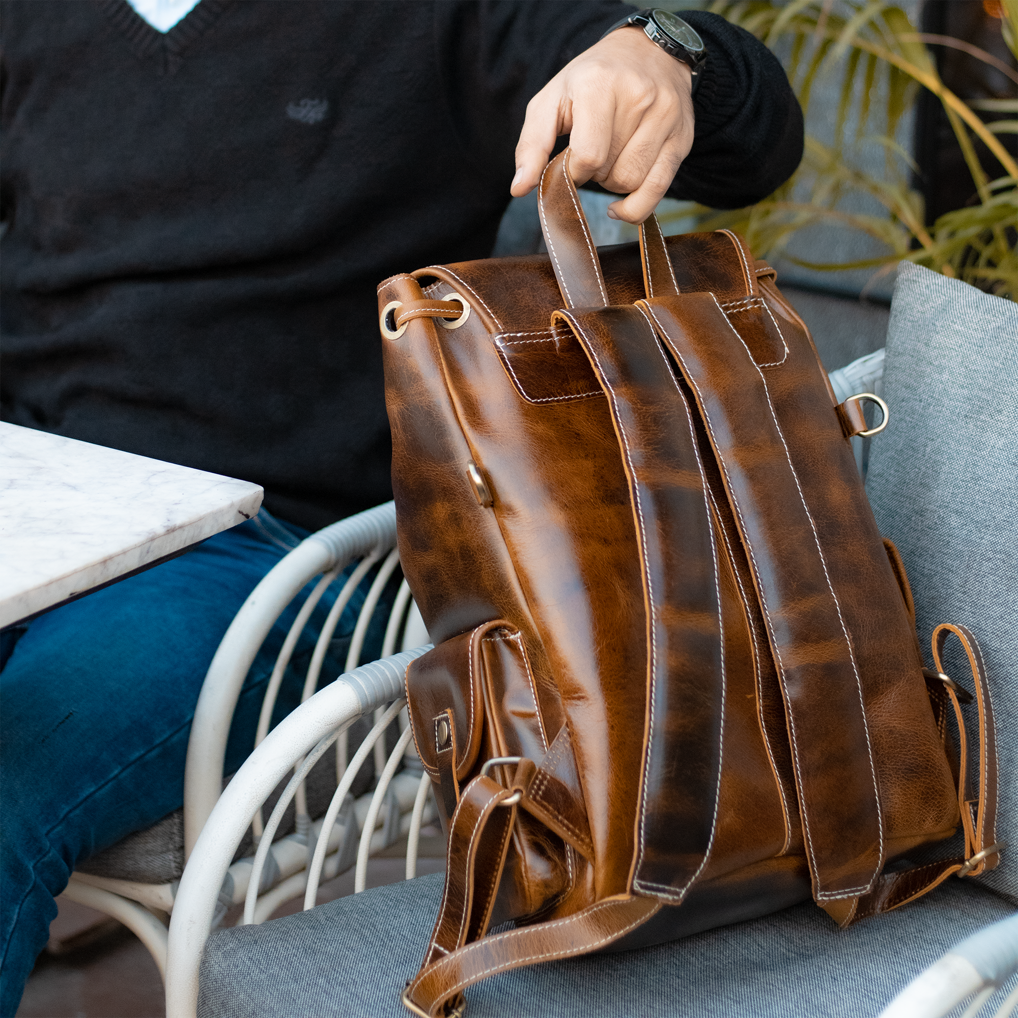 Explore in Style: Men's Crazy Horse and Hunter Leather Backpack