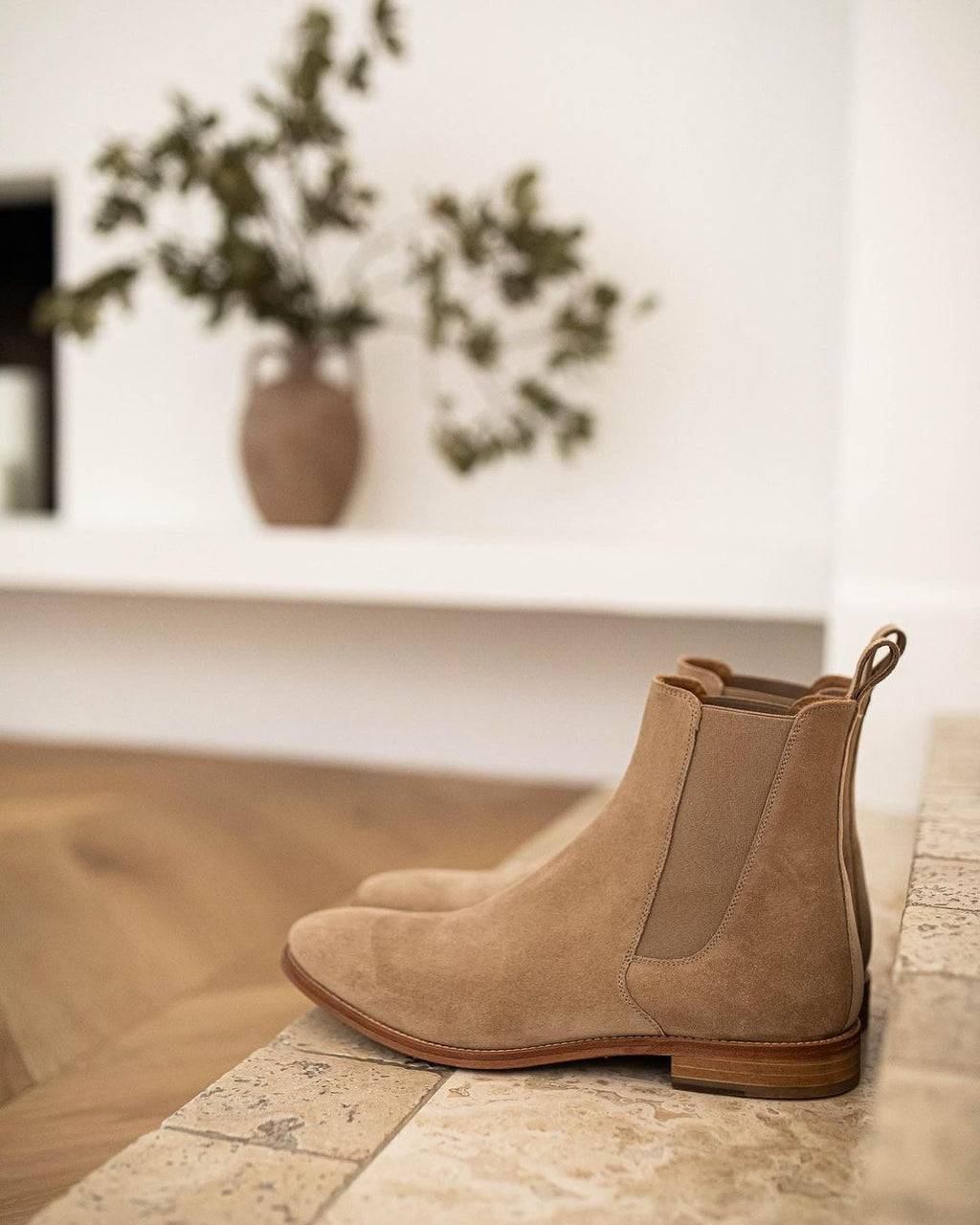 Urban Outfitters Tan Suede Chelsea Boots India s-l400.jpg main image 2